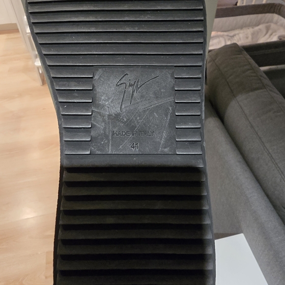 Giuseppe Zanotti Sneakers - Picture 9 of 10